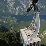 Riverdance With Mountain View, Garden And Private Parking * Bled