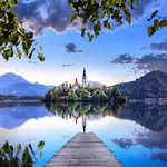 Riverdance With Mountain View, Garden And Private Parking * Bled
