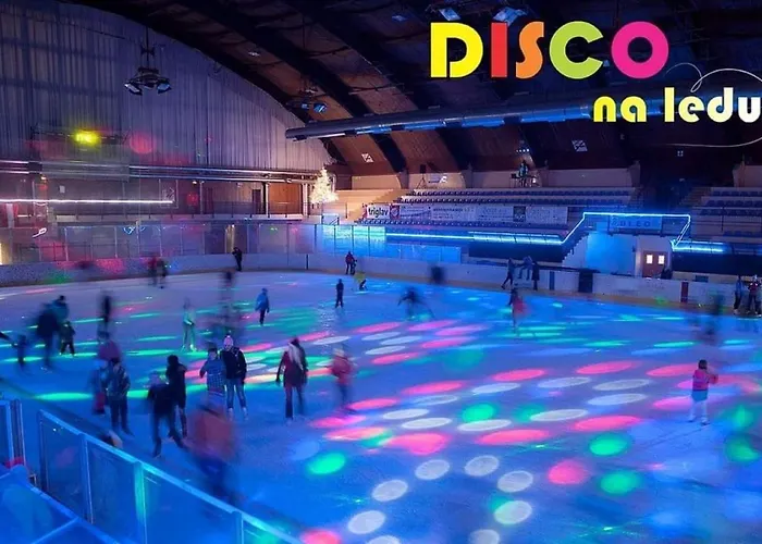 Riverdance With Mountain View, Garden And Private Parking Apartma *