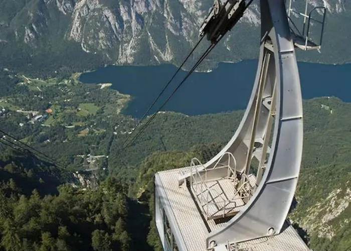 Riverdance With Mountain View, Garden And Private Parking * Bled