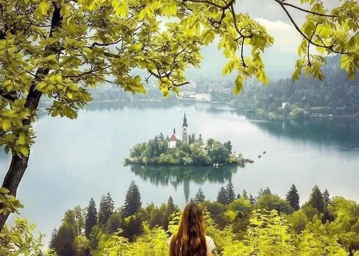 Apartma Riverdance With Mountain View, Garden And Private Parking *