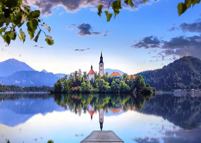 Riverdance With Mountain View, Garden And Private Parking * Bled
