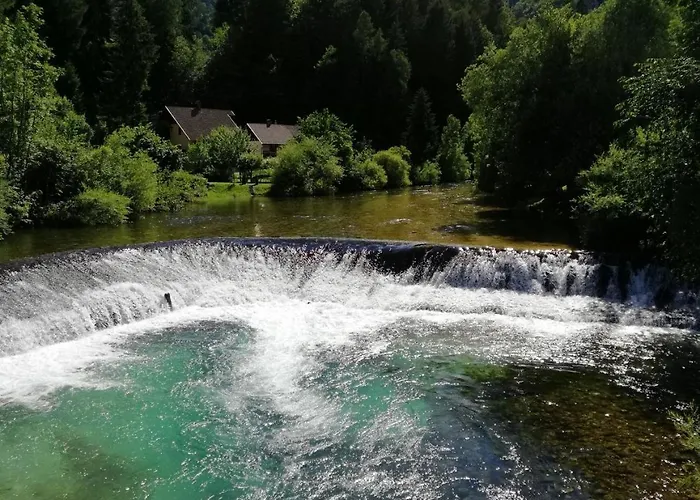 Apartma Riverdance With Mountain View, Garden And Private Parking *